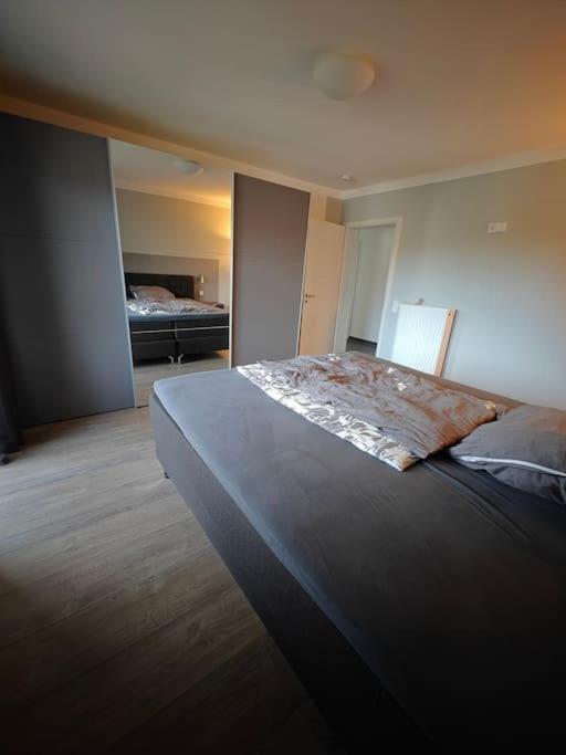 Apartment Kaufering Εξωτερικό φωτογραφία